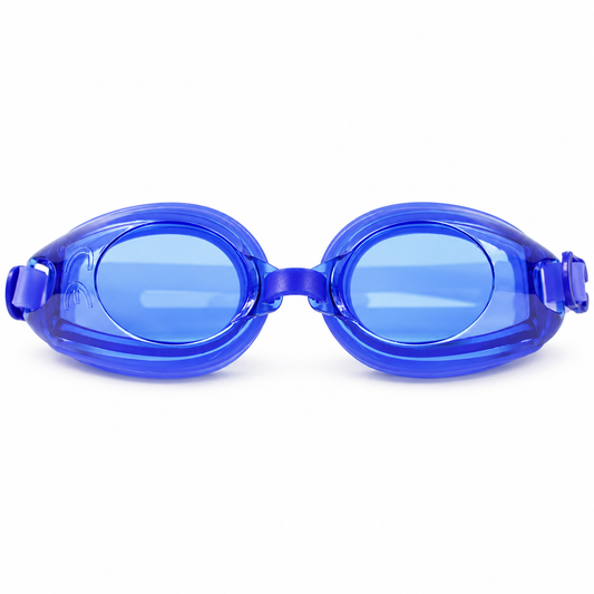 Blaue Profi Schwimmbrille mit transparenten Gläsern, Anti-Beschlag-Beschichtung und verstellbarem Kopfband auf weißem Hintergrund