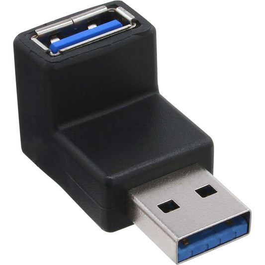 USB 3.0 Adapter 90° gewinkelt auf weißem Hintergrund