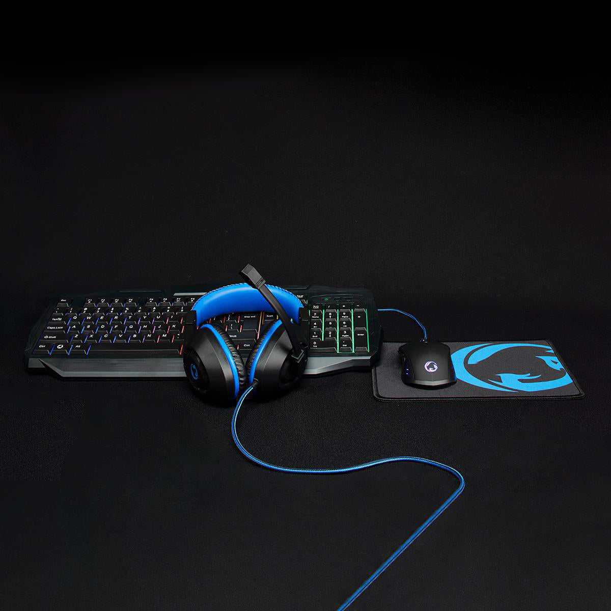 4in1 Gaming Set Tastatur Maus Headset Mauspad LED beleuchtet DE GamerKit 3200dpi