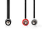 Audiokabel mit zwei Cinch und einen 3,5mm Klinke Stecker auf weißem Hintergrund, Detailaufname der Stecker