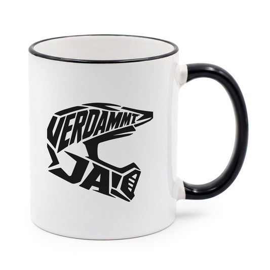 Kaffeetasse mit Verdammt ja Helm Motiv, schwarzem Rand und schwarzem Henkel