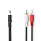 Audiokabel mit zwei Cinch und einen 3,5mm Klinke Stecker auf weißem Hintergrund
