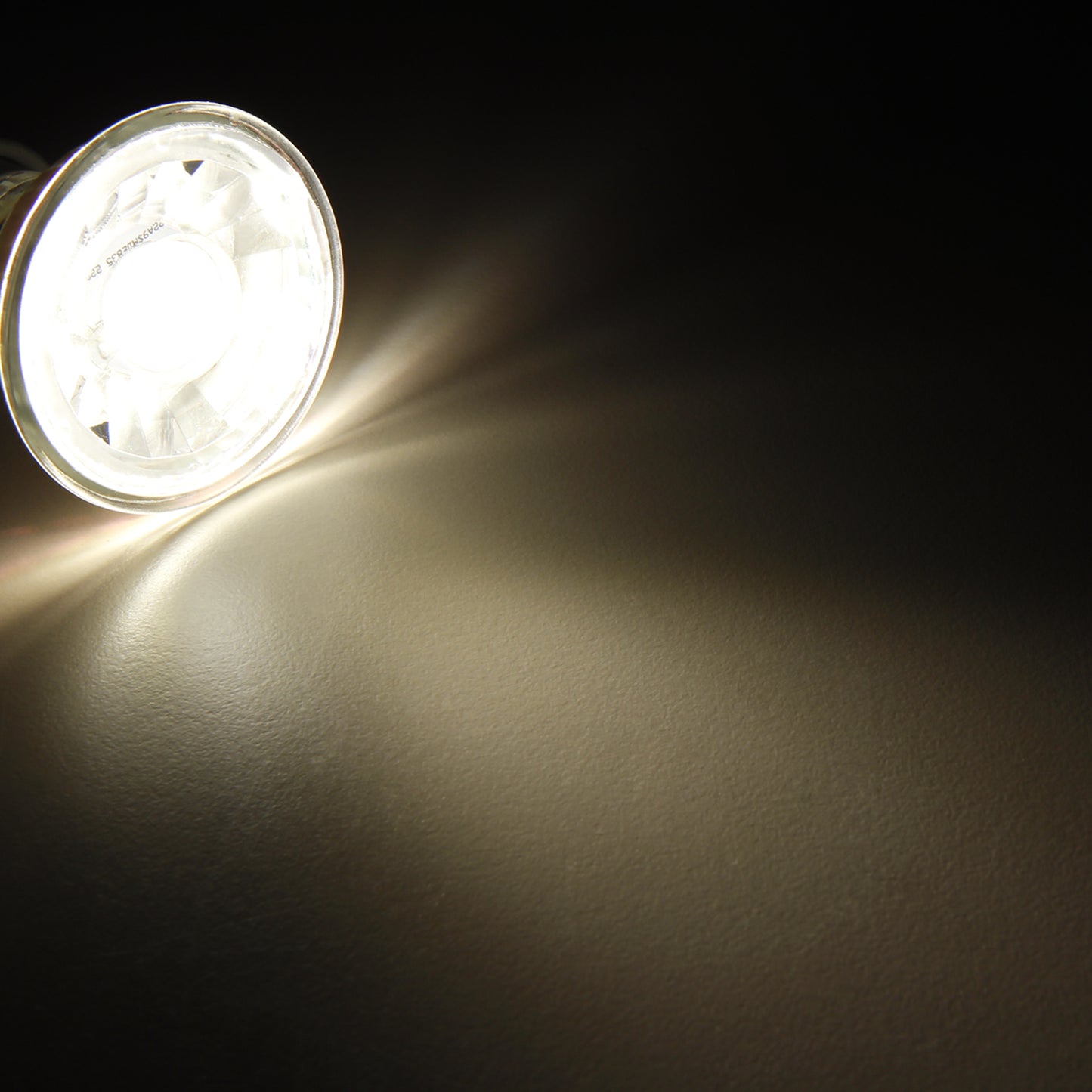 LED Leuchtmittel GU10 5W Warmweiß Spot Leuchte Strahler Reflektorlampe 400 Lumen